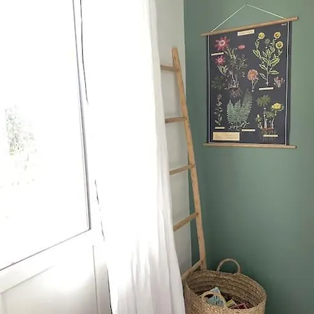 Lumineux 2 Chambres, à 2 Min De La Appartamento *