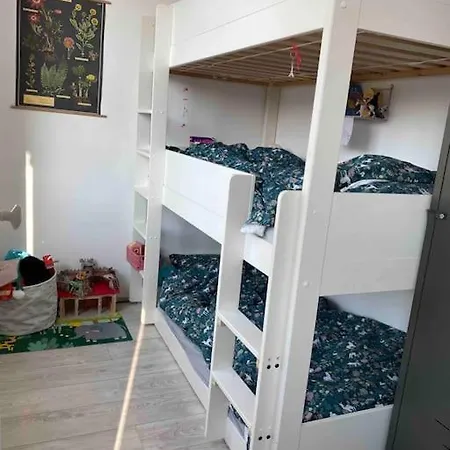 Lumineux 2 Chambres, à 2 Min De La *